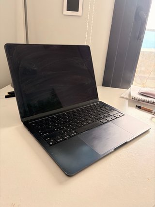 MacBook Air M2 13,6” Color Medianoche