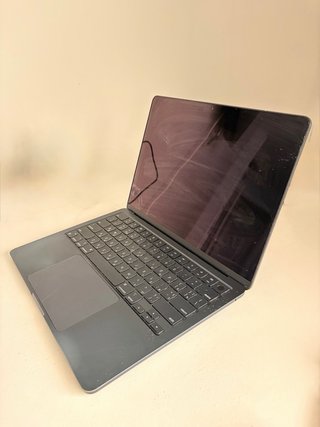 MacBook Air M2 13,6” Color Medianoche