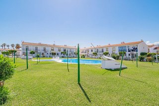 Casa adosada en venta en Salobreña Costa en Salobreña