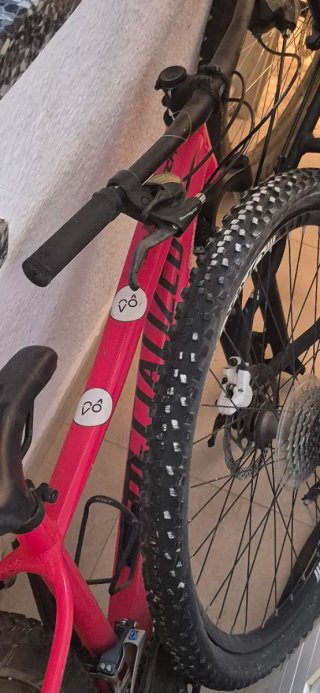 Bicicleta de montaña Specialized rosa