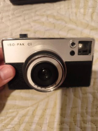 Confezione 2 Fotocamere Kodak Instamatic 133 e ISO-PAK CI
