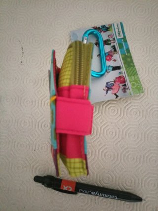 Cartera infantil con llavero