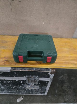 Taladro percutor Bosch PBH 2100 RE + maletín