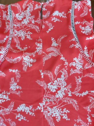 Blusa KAREN MILLEN roja y blanca.
