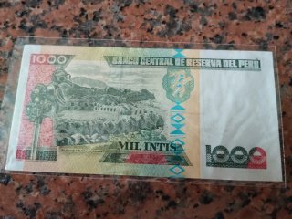 Banconota Perù 1000 Intis 1988
