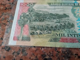 Banconota Perù 1000 Intis 1988