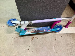 Patinete Frozen II