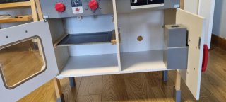 Cocinita de madera infantil