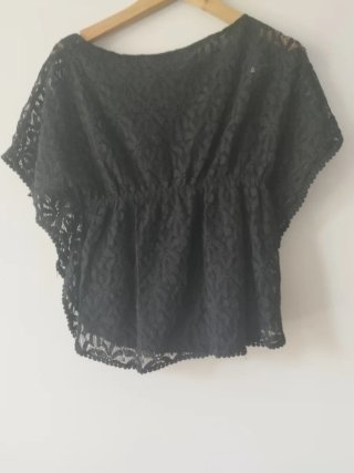 Blusa Cache Cache Negra Encaje