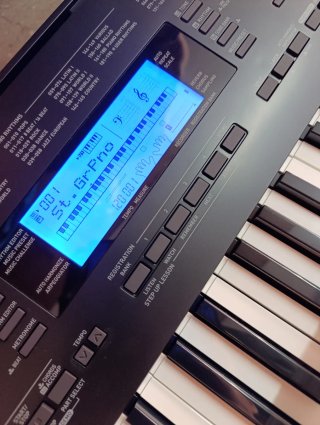Teclado Electrónico / piano digtal Casio con Atril