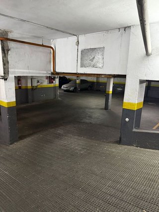 Garaje en venta en Palos de Moguer en Madrid