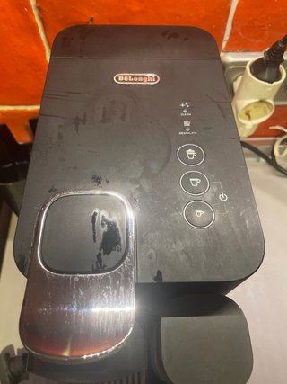 Cafetera Nespresso Negra