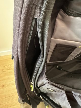 Mochila Samsonite Securepack 15.6” Negra