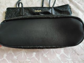 Borsa Desigual nera con zip