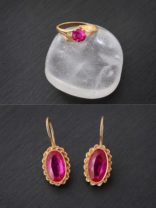 Set de pendientes y anillo de oro con rubí – joyer