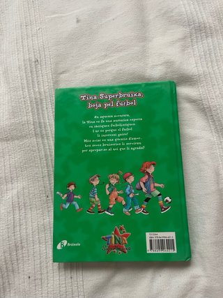 Tina Superbruixa (boja pel futbol)