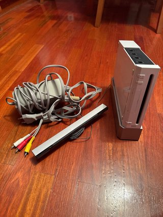 Consola Wii con soporte y cables