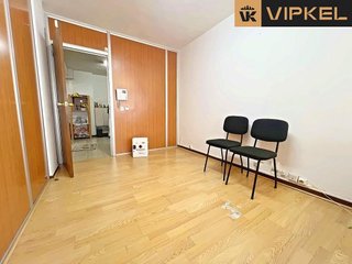 Oficina en alquiler en Os Mallos - San Cristóbal en Coruña (A)