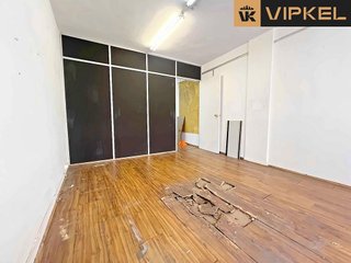 Oficina en alquiler en Os Mallos - San Cristóbal en Coruña (A)