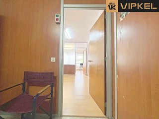 Oficina en alquiler en Os Mallos - San Cristóbal en Coruña (A)