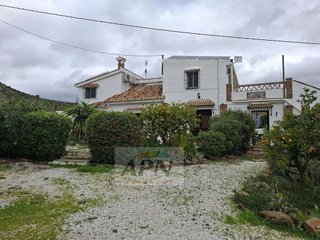 Chalet en venta en Álora