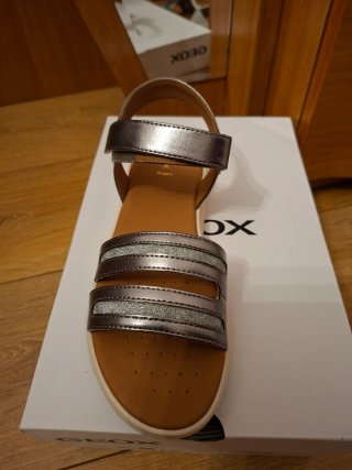 Sandalias Geox plateadas