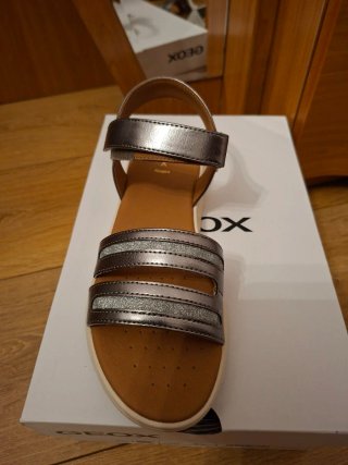 Sandalias Geox plateadas
