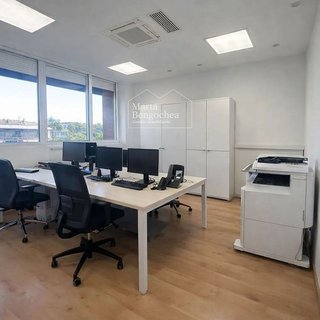 Oficina en alquiler en Coronación en Vitoria-Gasteiz