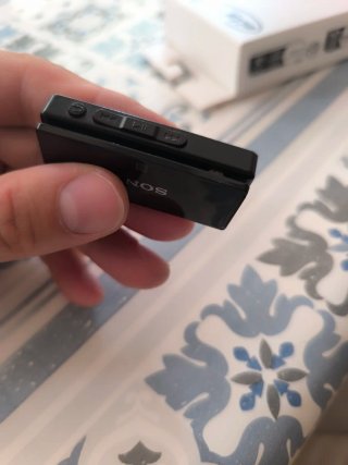 Sony SBH50 Radio FM Bluetooth NFC Negra