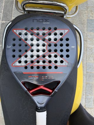 Racchetta Nox AT10 Genius 2025 18K