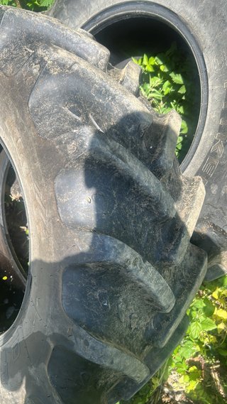 Neumático 380/70 R24 kleber