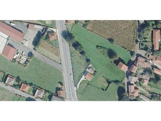 Terreno en venta en Lalín