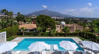 Chalet en alquiler en Las Brisas en Marbella