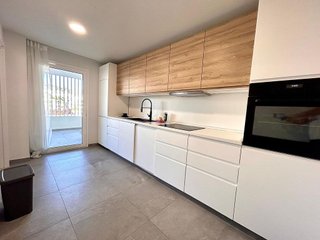 Piso en alquiler en El Mayorazgo - El Limonar en Málaga