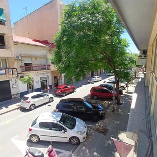Local comercial en alquiler en Benalúa en Alicante