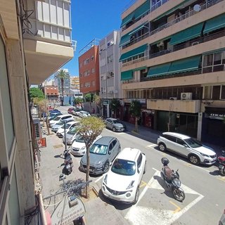 Local comercial en alquiler en Benalúa en Alicante