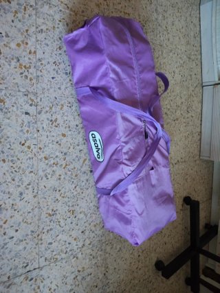 Cuna de viaje plegable