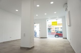 Local comercial en alquiler en Los Remedios en Sevilla