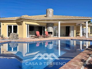 Chalet en venta en Algarrobo en Algarrobo