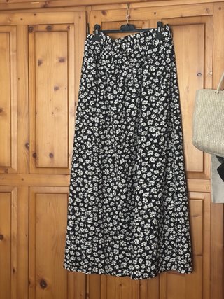 Falda larga estampada flores