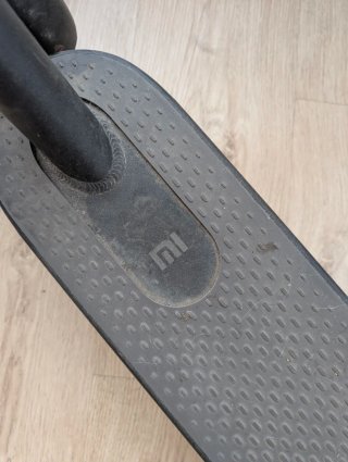 Patinete Eléctrico Xiaomi Mi M365