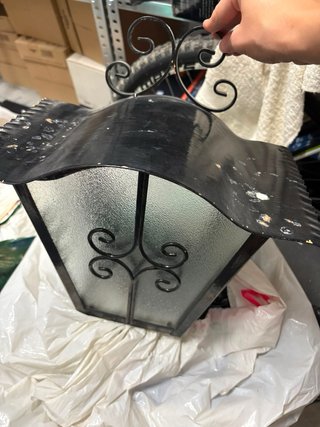 Farol de hierro forjado con cristal