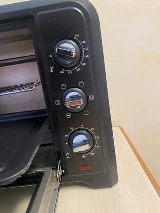 Mini horno Moulinex negro