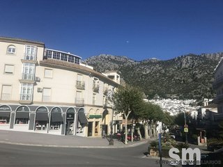 Local comercial en venta en Ubrique