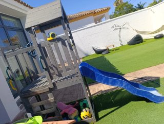 Casita de madera infantil exterior