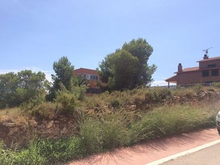 Solar en venta en Centro en Roda de Barà