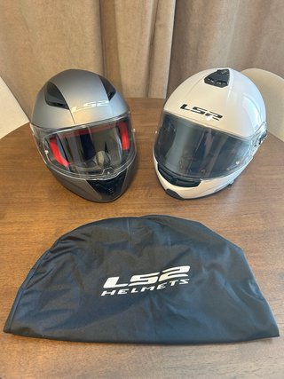 Chaqueta y 2 Cascos Moto LS2