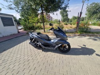 Honda PCX 125 Gris 2021