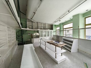 Local comercial en alquiler en Lalín