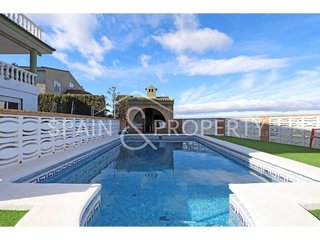 Chalet en venta en Monserrat